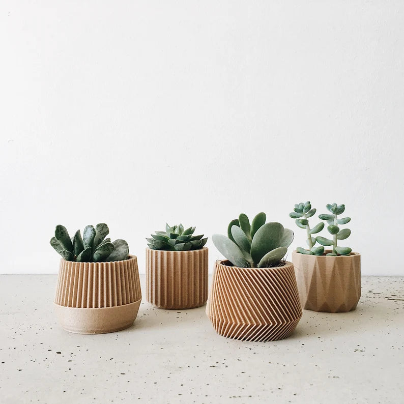 Set of 4 small indoor planters